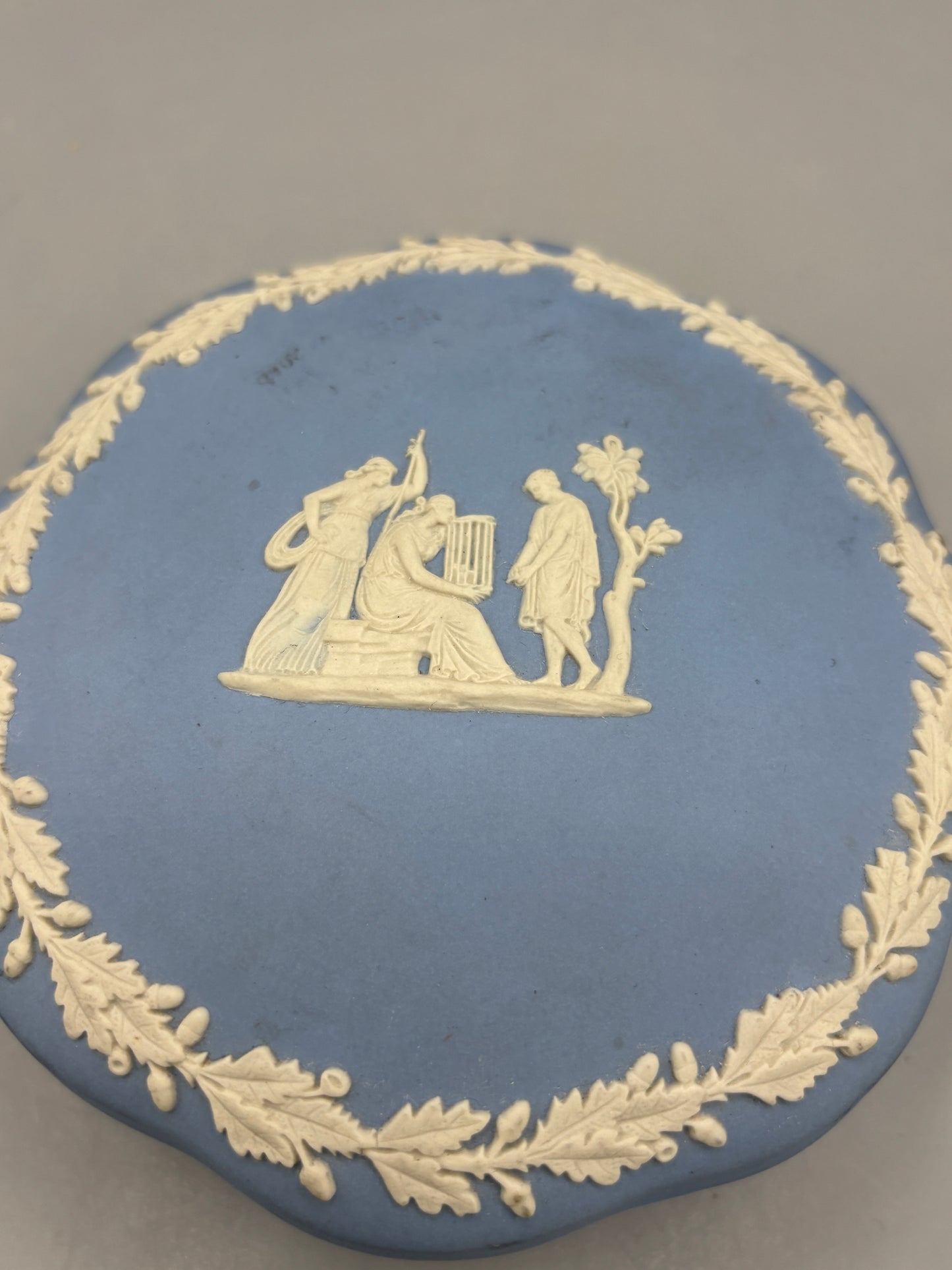 Vintage Wedgewood blue Jasperware scallop trinket box