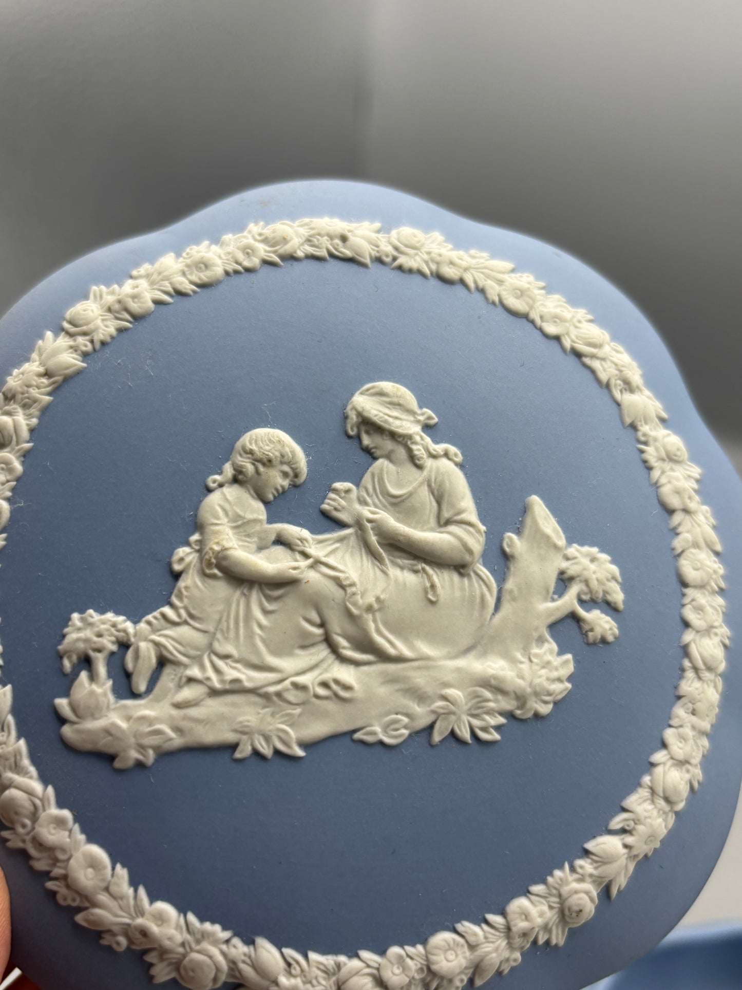 Vintage Wedgewood blue Jasperware scallop trinket box,