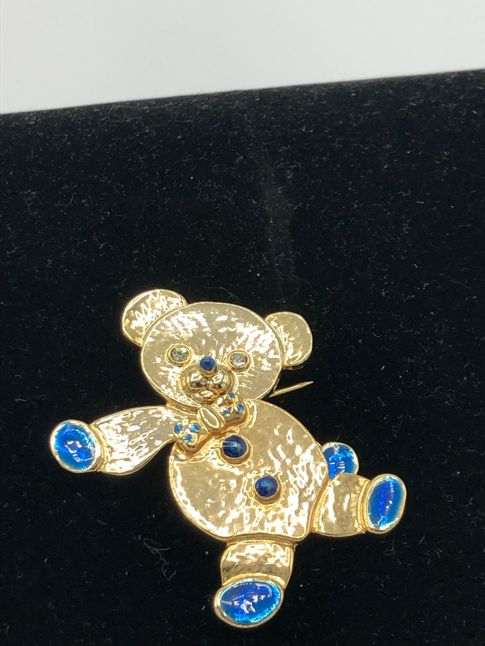 Gold tone Movable Bear brooch