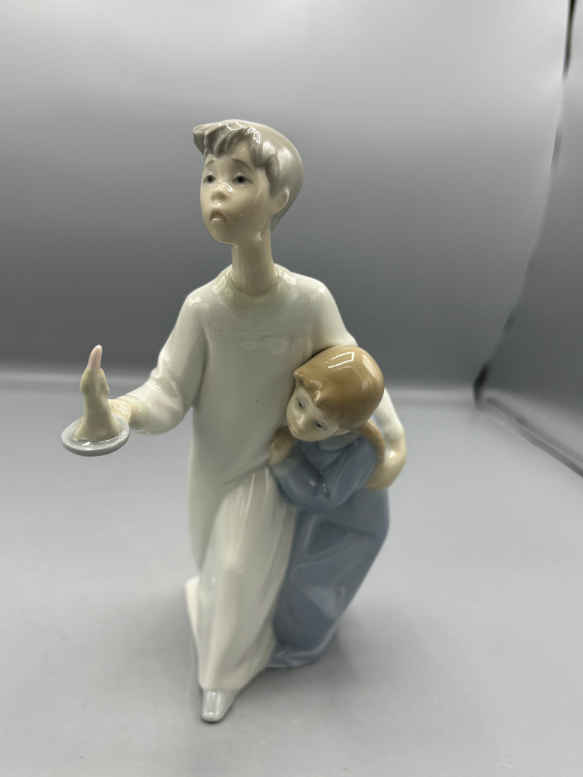 Vintage Lladro Children in Nightshirts