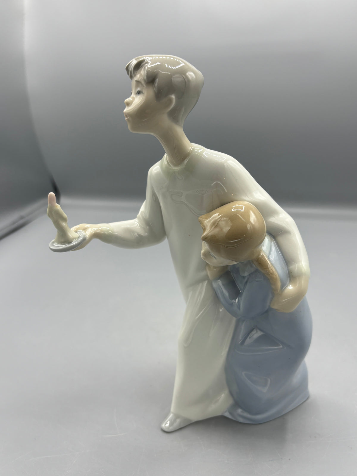 Vintage Lladro Children in Nightshirts