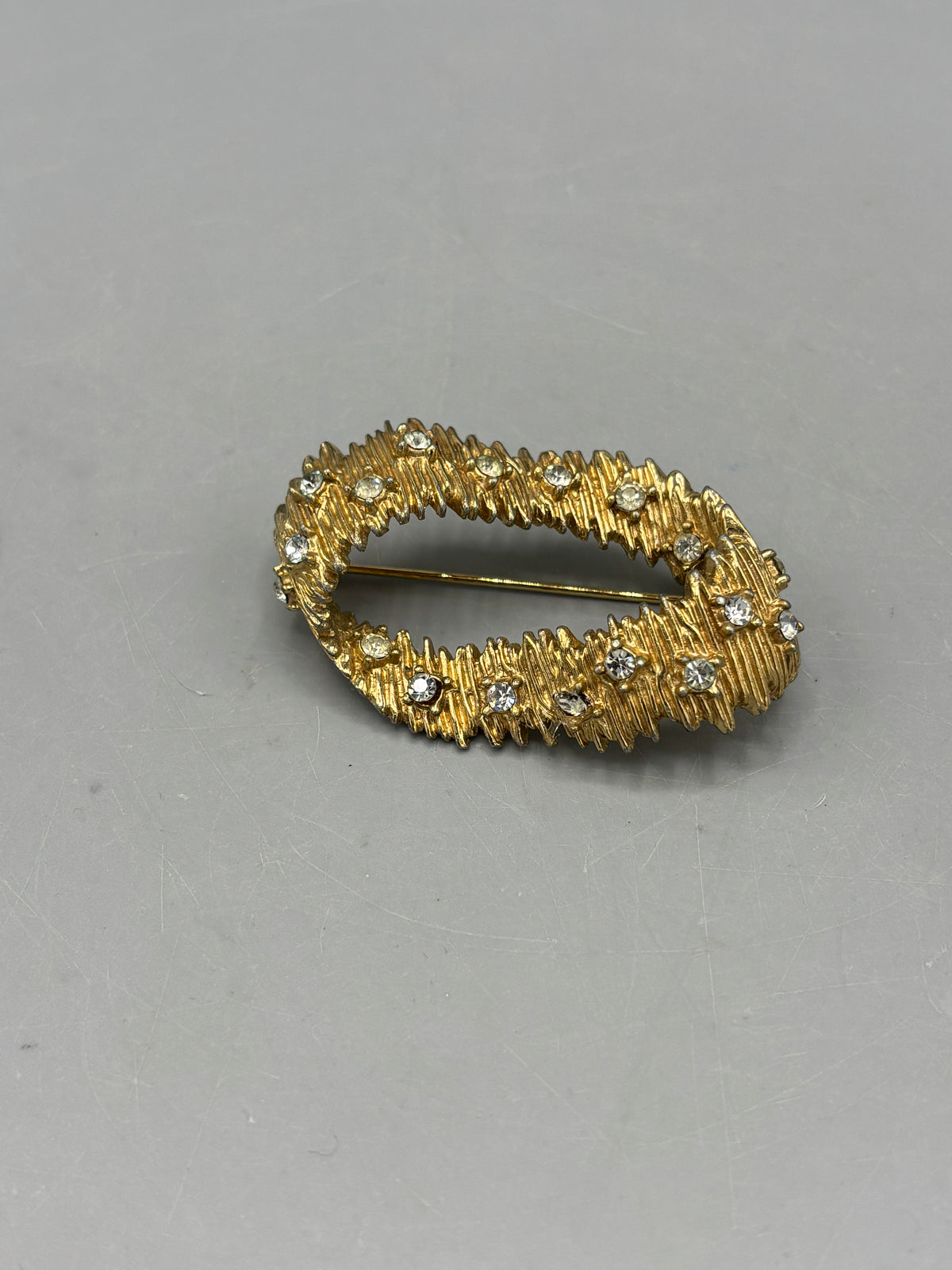 Vintage Circo gold brushed Rhinestone brooch