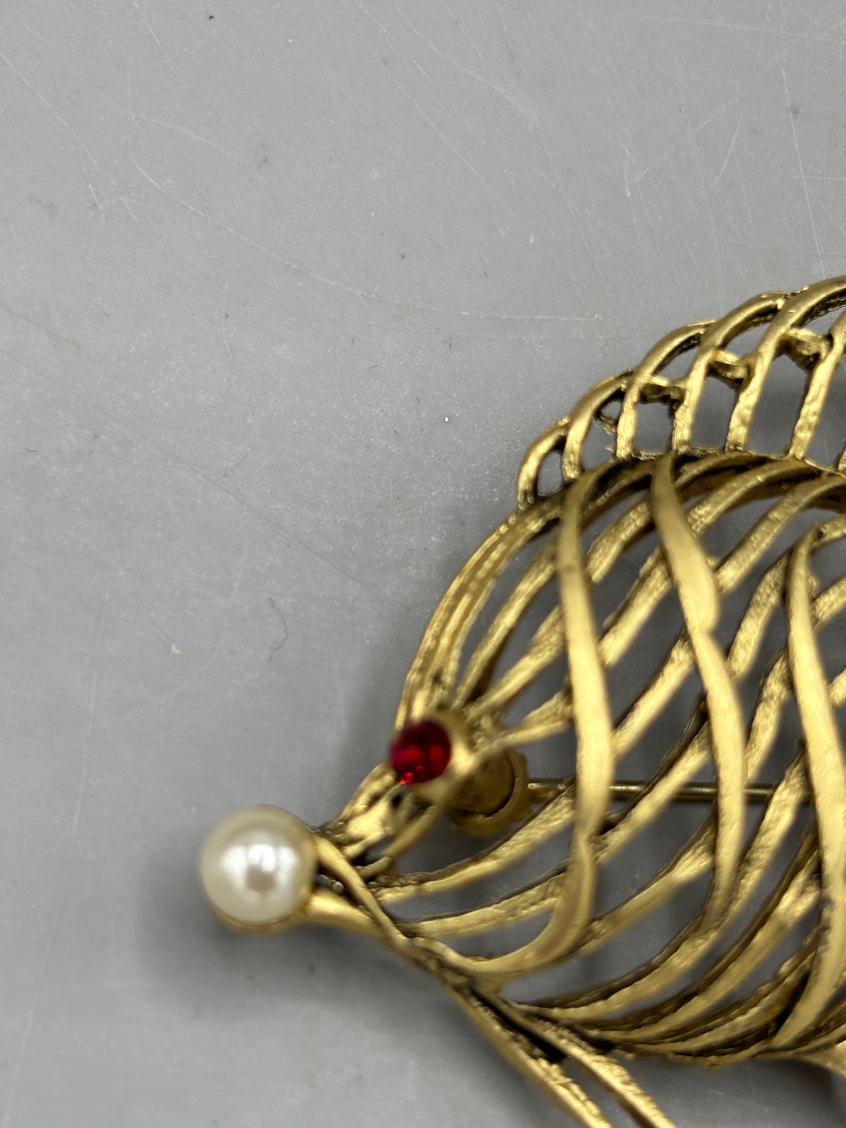 Vintage gold tone goldfish brooch