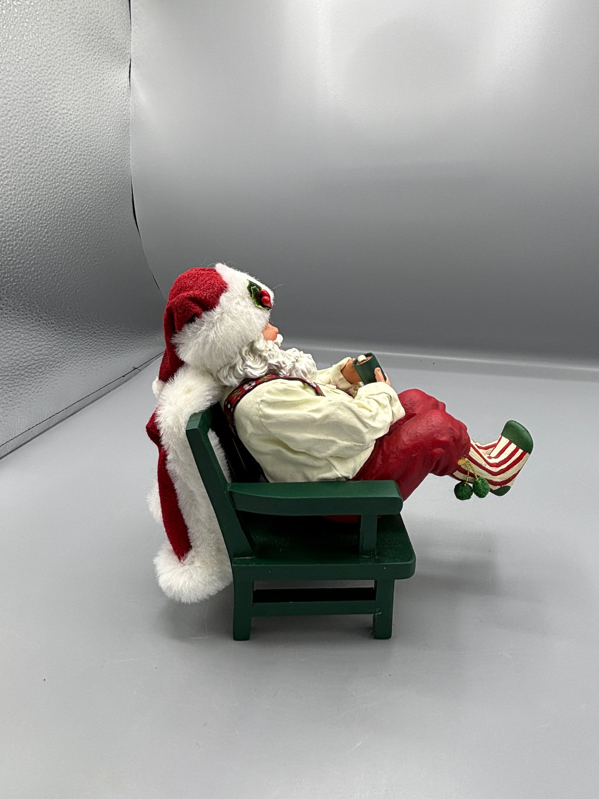 Sitting Santa holiday mug of Chocolate