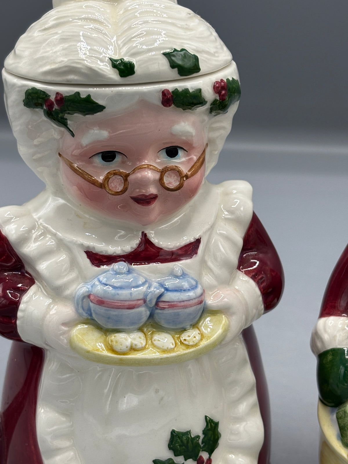 Vintage Mr & Mrs Claus Chocolate mugs