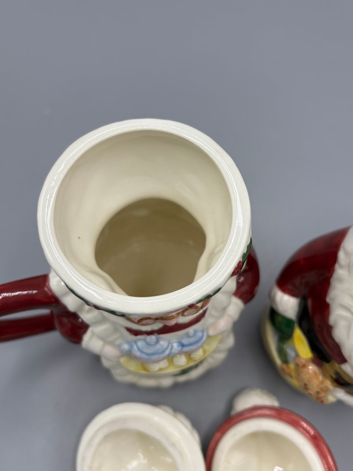 Vintage Mr & Mrs Claus Chocolate mugs