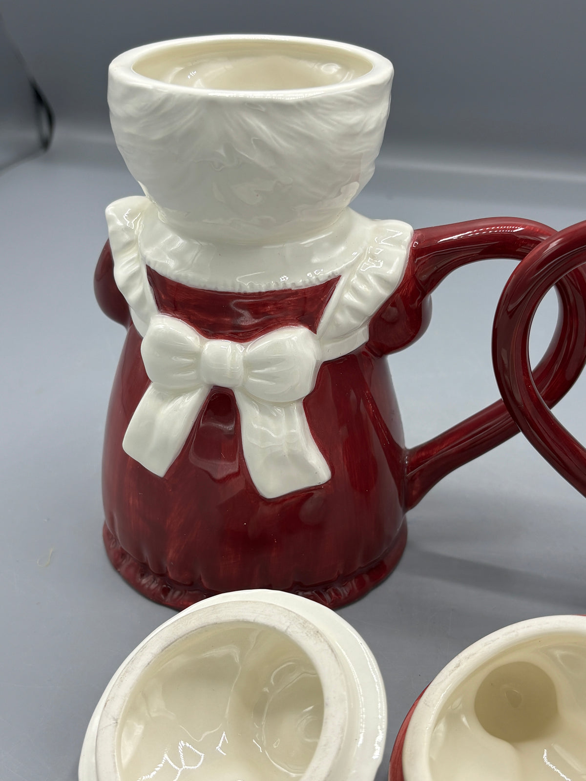 Vintage Mr & Mrs Claus Chocolate mugs