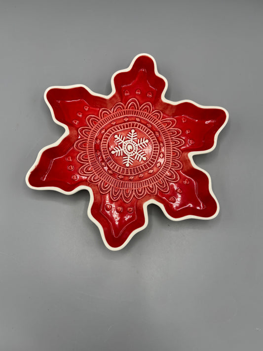 Hall red Snowflake dish
