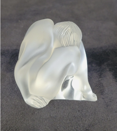 Lalique Nu Assis Nude Sitting Figure