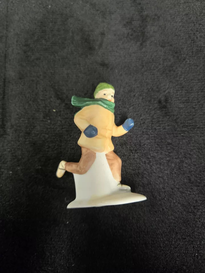 Dept 56 Heritage Village "CHILDE POND AND SKATERS" #5903-0 ~Set of 4